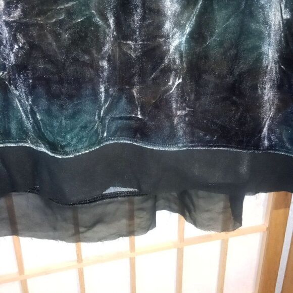 SimplyâVeraâVera WangâLgâCrushedâVelvetâTop - Picture 6 of 14